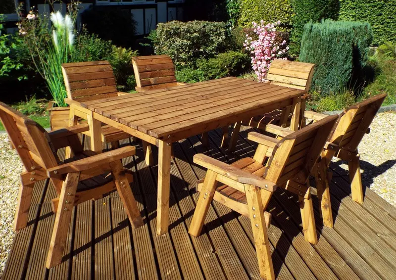 Charles Taylor 6-Person Scandinavian-Style Redwood Garden Dining Set 1