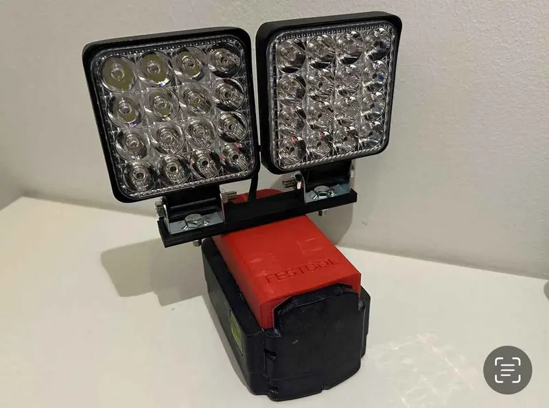 Festool Battery-Ready Dual Ultraled Work Light 1