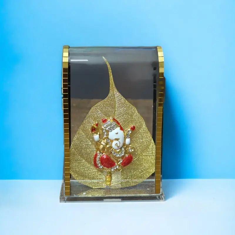 Gold-Plated Pipal Leaf Dashboard Idol – Elegant Hindu Murti Statue For Peace & Prosperity 1