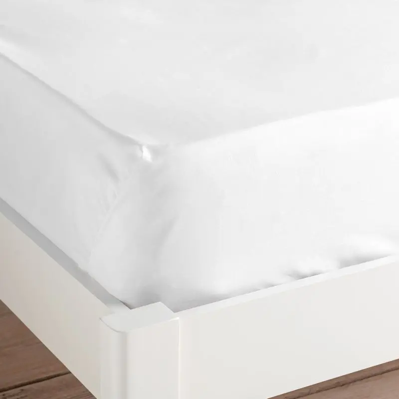 Hamilton Mcbride King-Size Fitted Sheet – Crisp White Cotton Blend For Deep Mattresses 1