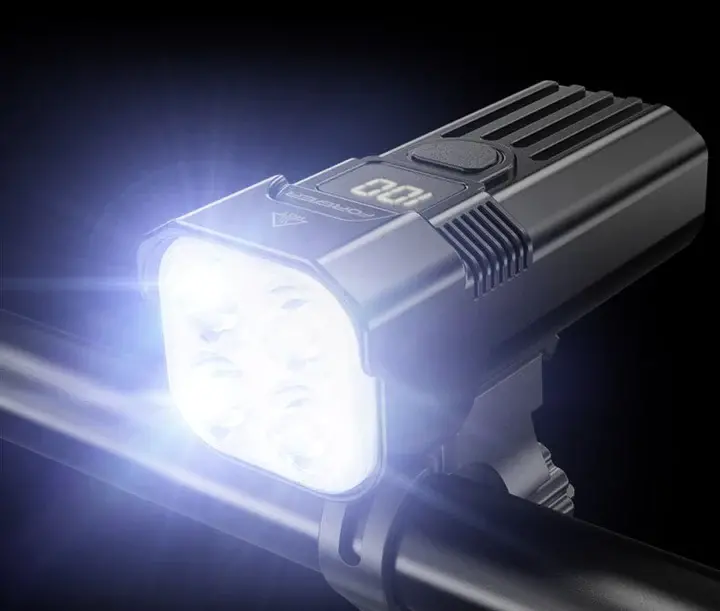 High-Lumen Ebike Headlight With Beam Focus Control 1