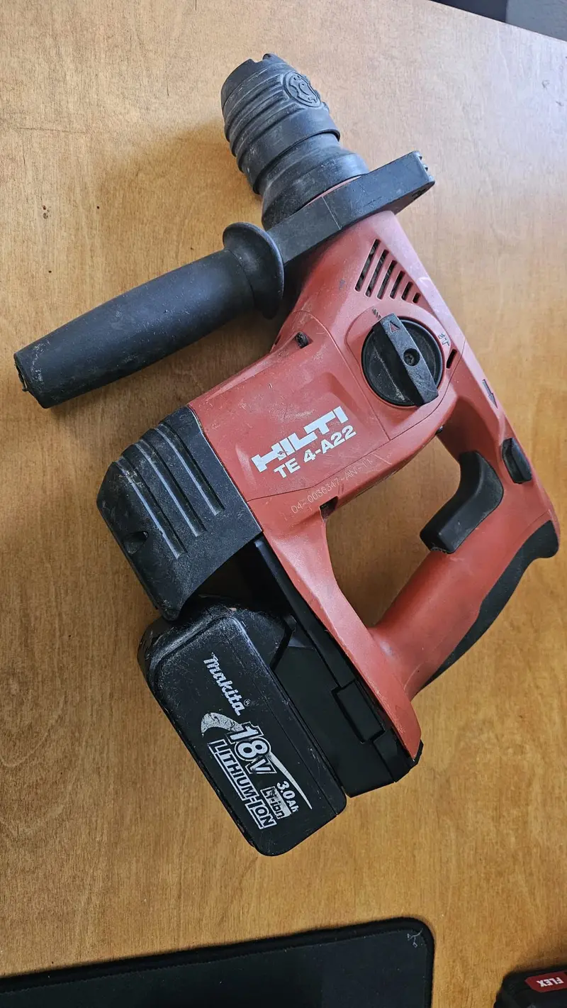 Hilti Battery Adapter – Seamless Integration With Hilti Tools 1
