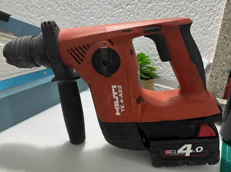 Hilti Cpc B22 Battery Compatibility Adapter 1