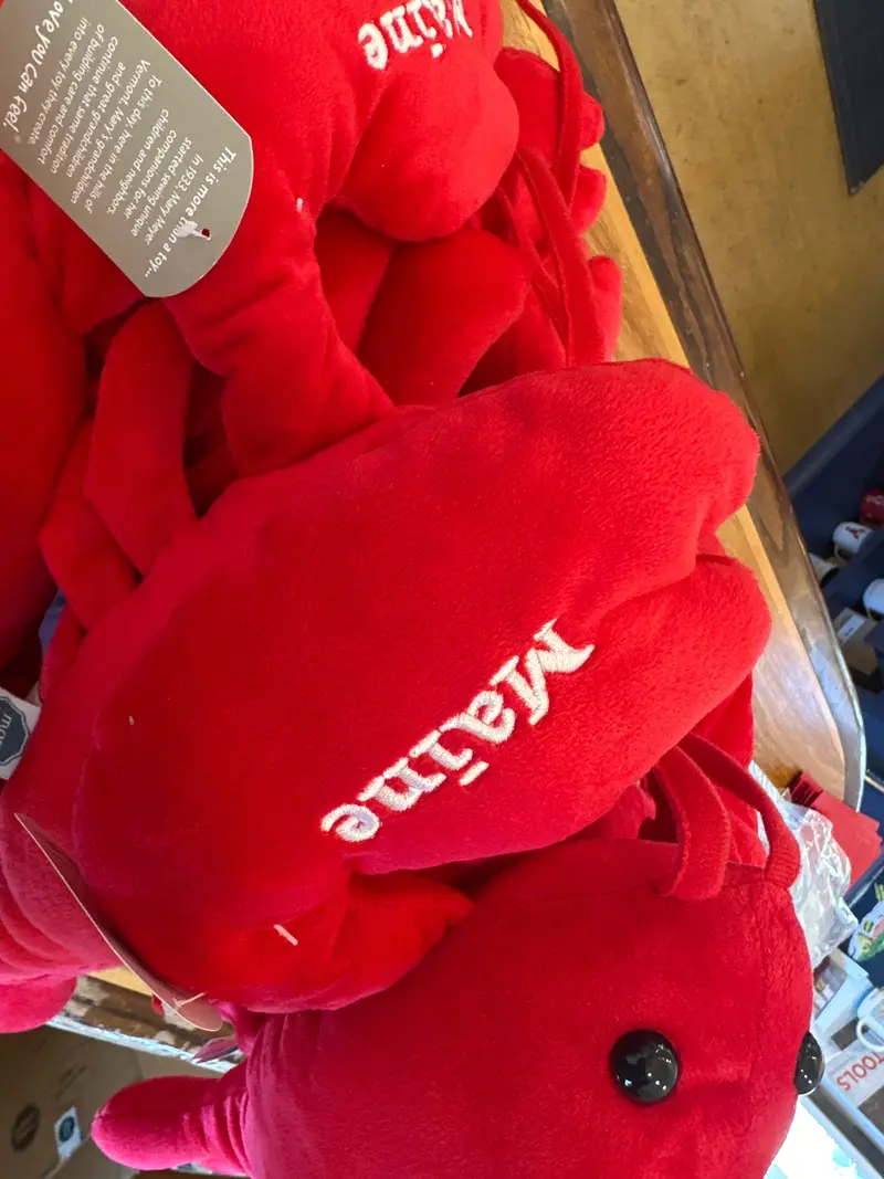 Maine-Themed Stuffed Lobster Plush 1