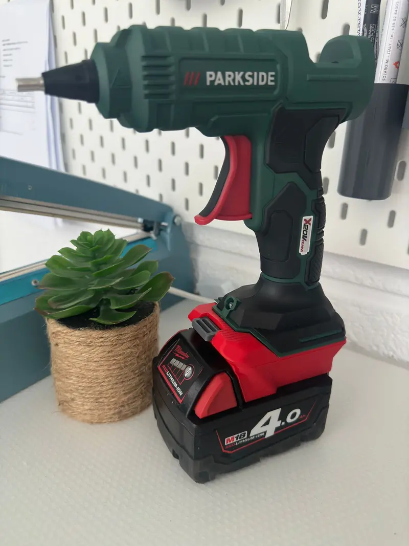 Milwaukee M18 To Parkside X20 Battery Converter 1