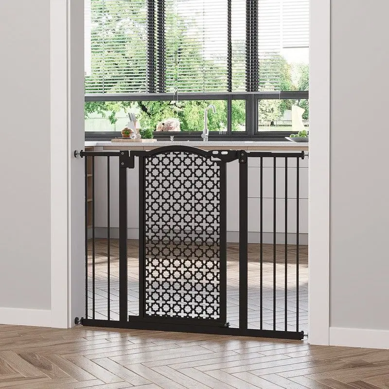 Pawhut Adjustable Pressure-Mount Stair Gate – 74–105Cm Height Range 1