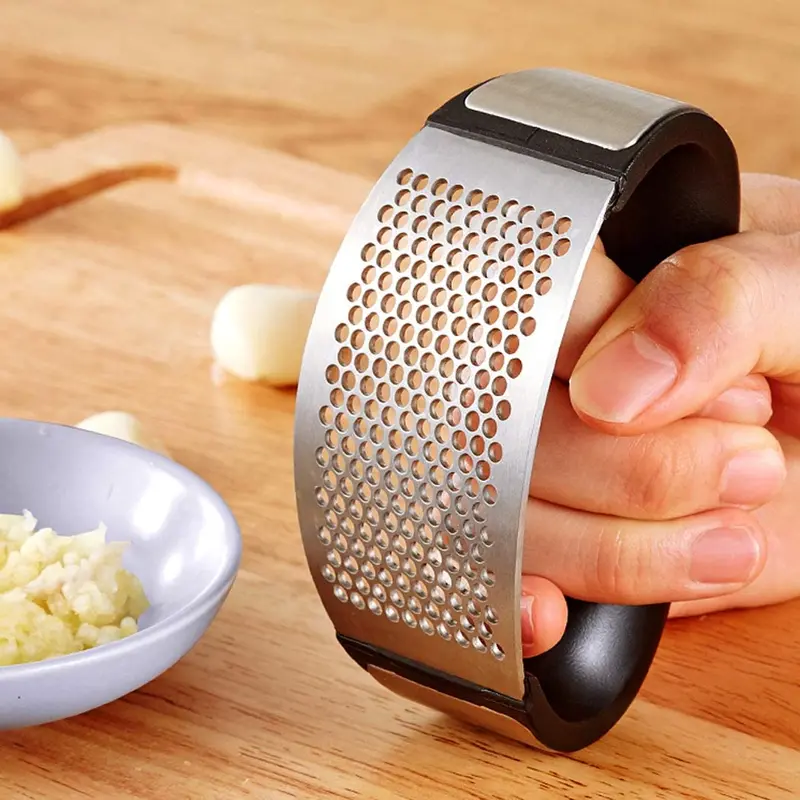Premium Stainless Steel Garlic Press – Efficient Crusher For Garlic, Ginger & Other Aromatics 1