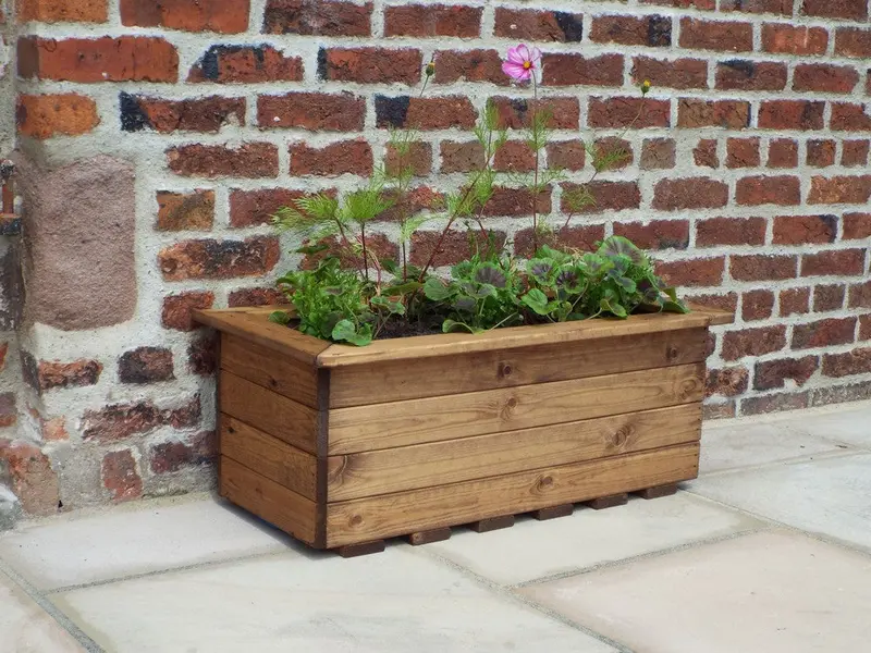 Scandinavian Redwood Medium Garden Planter Trough 1