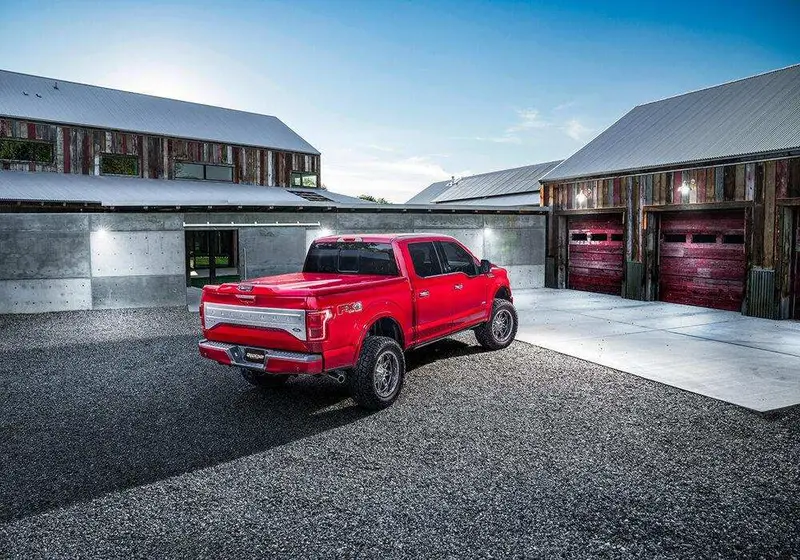 Undercover Elite Lx Tonneau Cover (Uc2168L-D1) For 2018–2020 Ford F-150 (6'7") 1